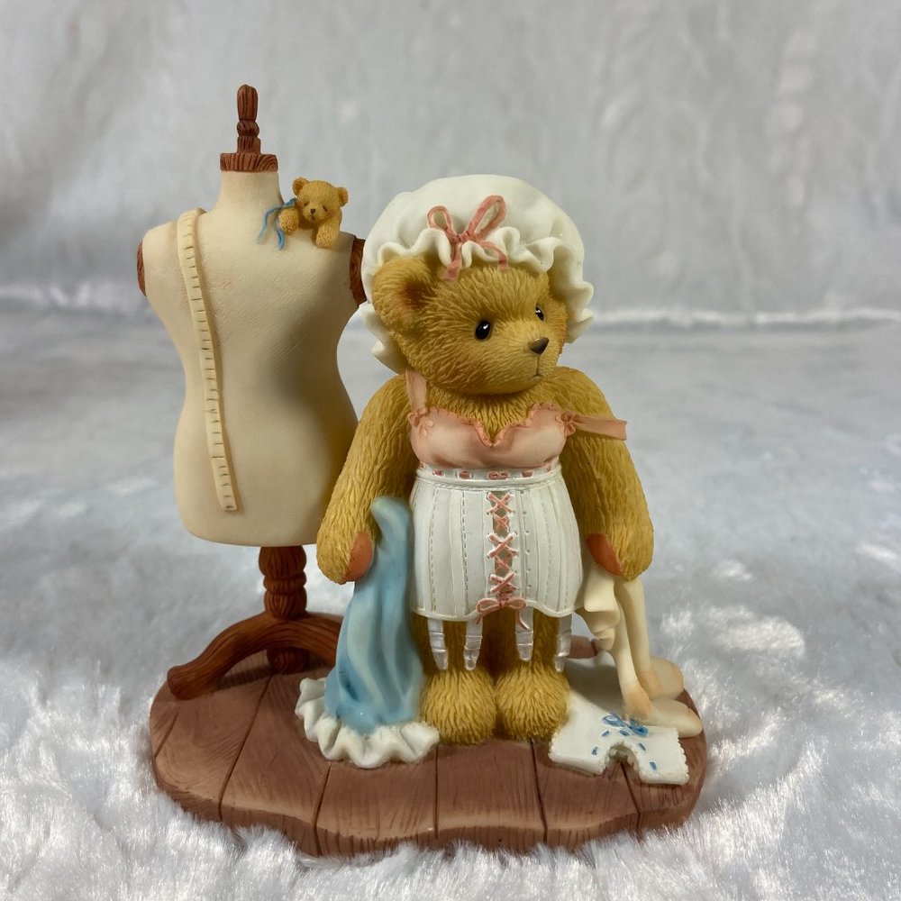 Cherished Teddies Sarah "Memories To Wear And Share" 1999 Figurine 308676